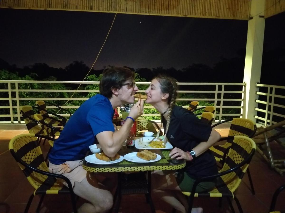 Hang Mua Central Homestay Ниньбинь Экстерьер фото